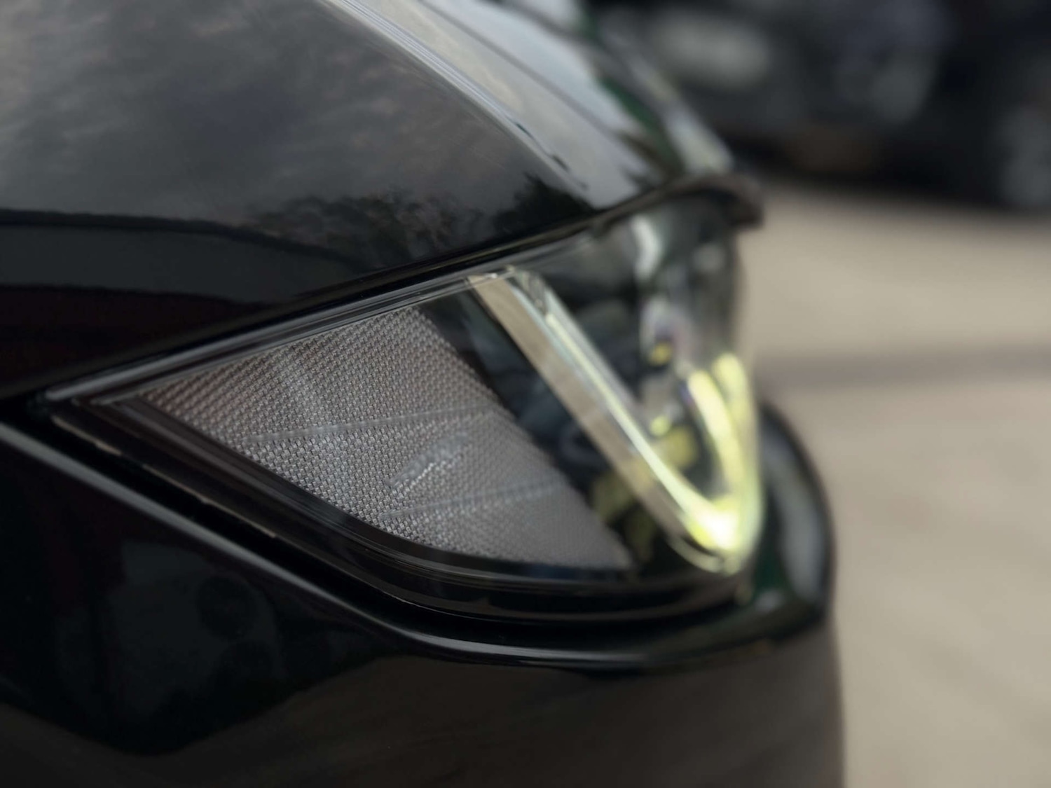 Used Jaguar XE 2015 for sale - 75933687: Photo 60