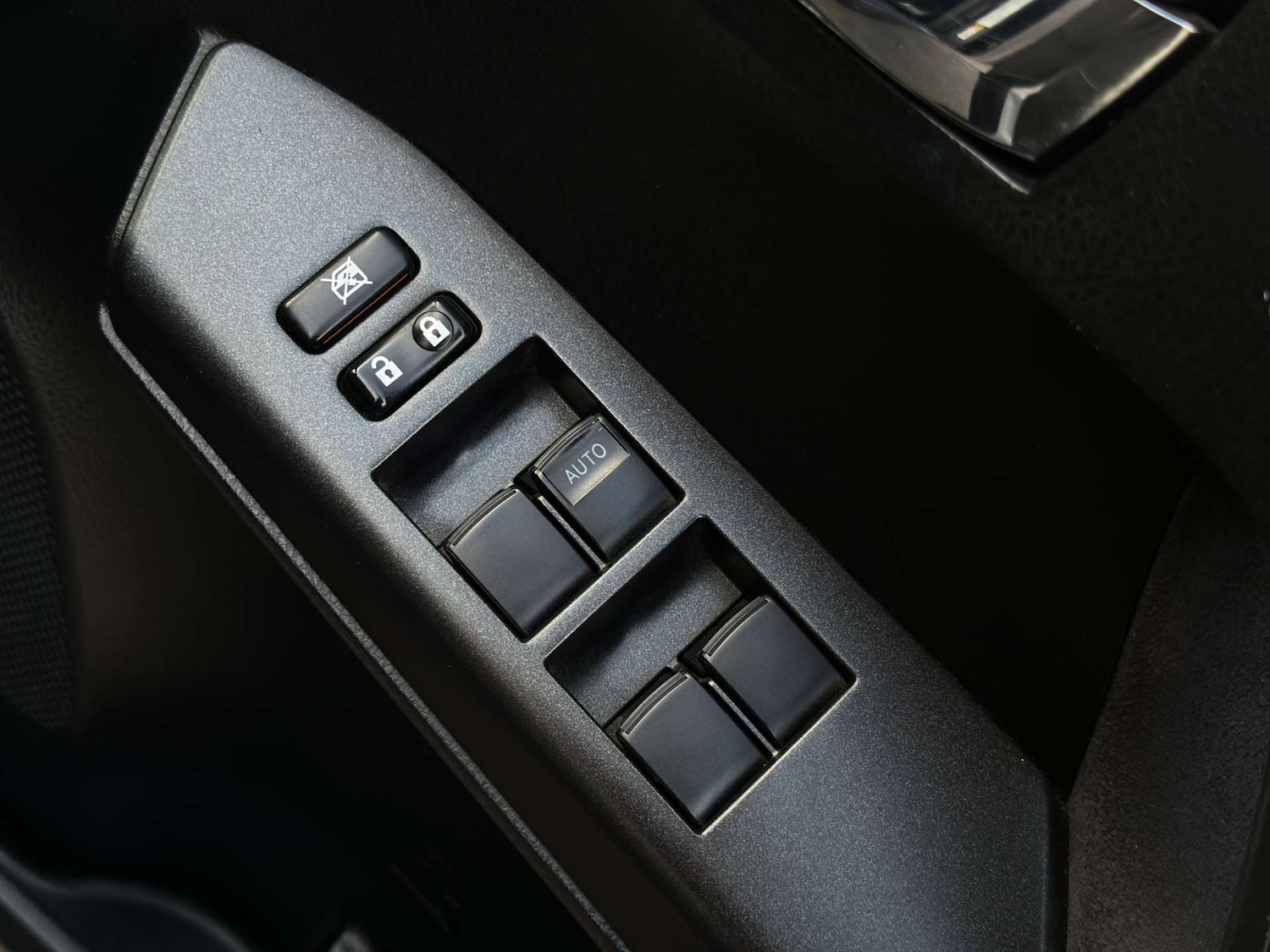 Used Toyota RAV4 2016 for sale - 76437880: Photo 16