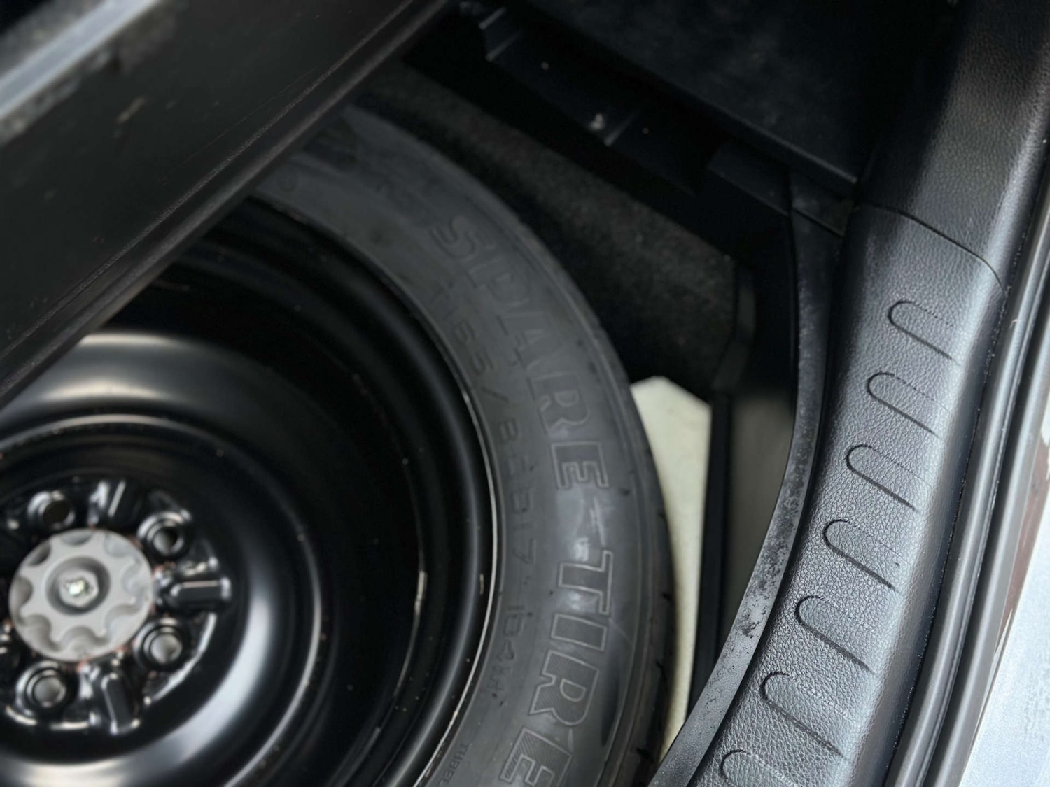 Used Toyota RAV4 2016 for sale - 76437880: Photo 41