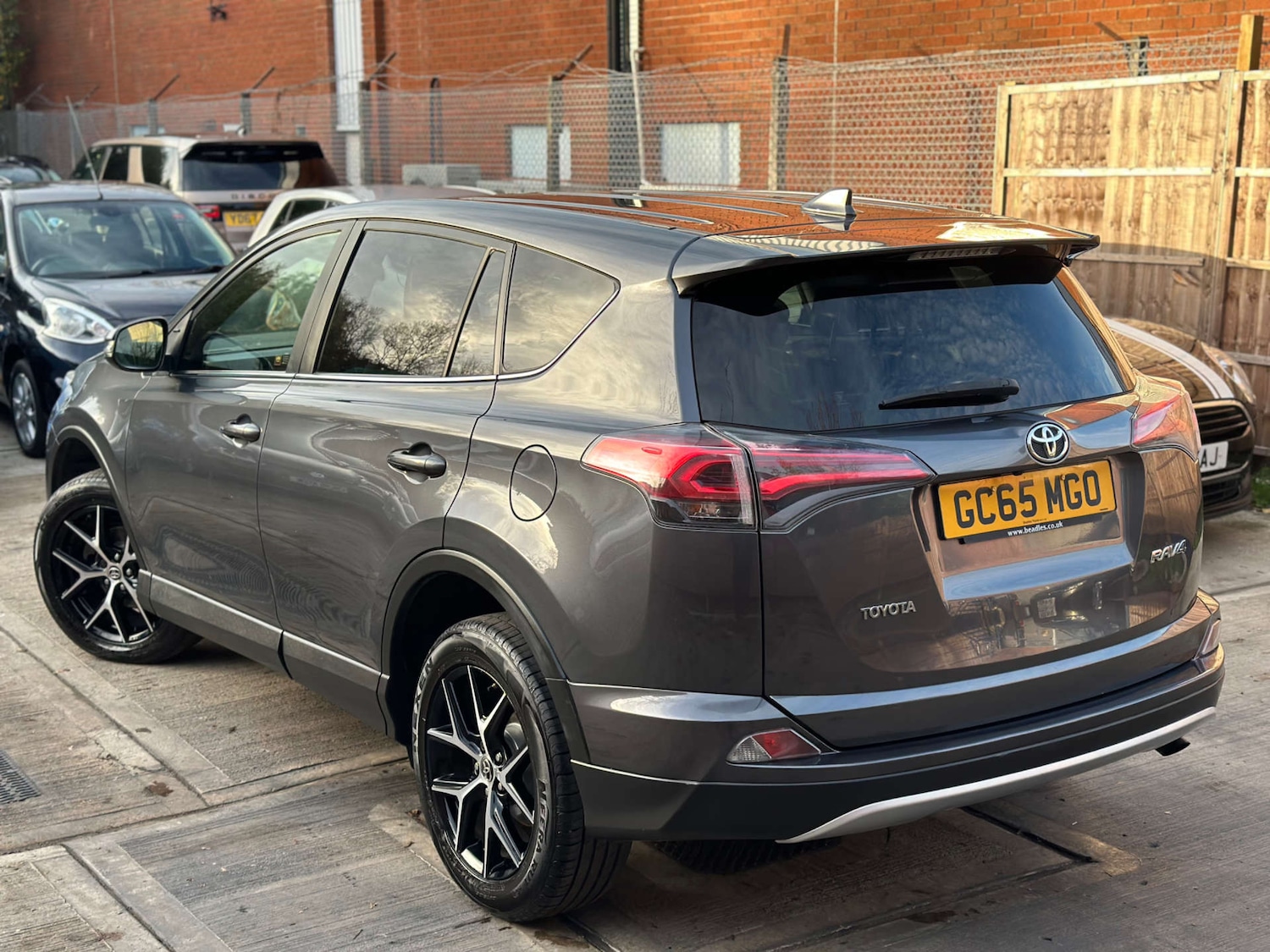 Used Toyota RAV4 2016 for sale - 76437880: Photo 9