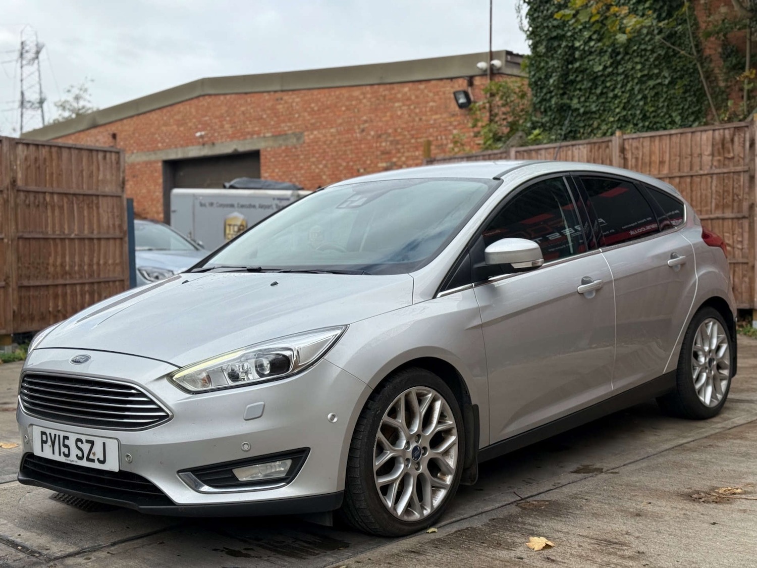 Used Ford Focus 2015 for sale - 76311266: Photo 11