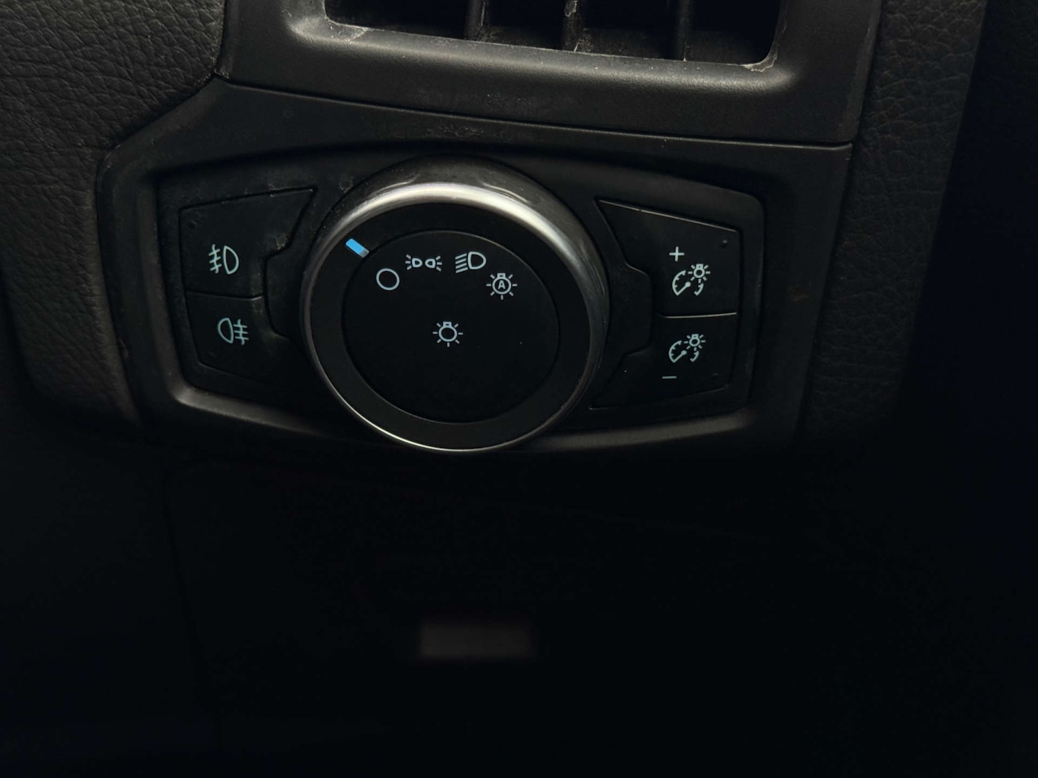 Used Ford Focus 2015 for sale - 76311266: Photo 23