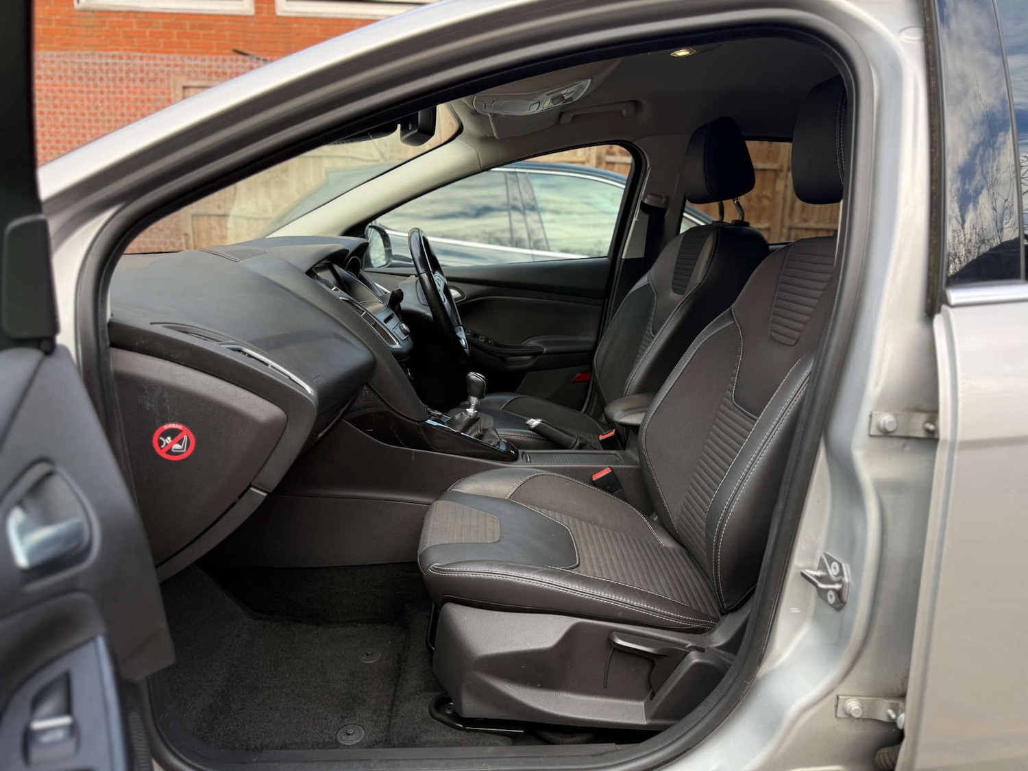 Used Ford Focus 2015 for sale - 76311266: Photo 42
