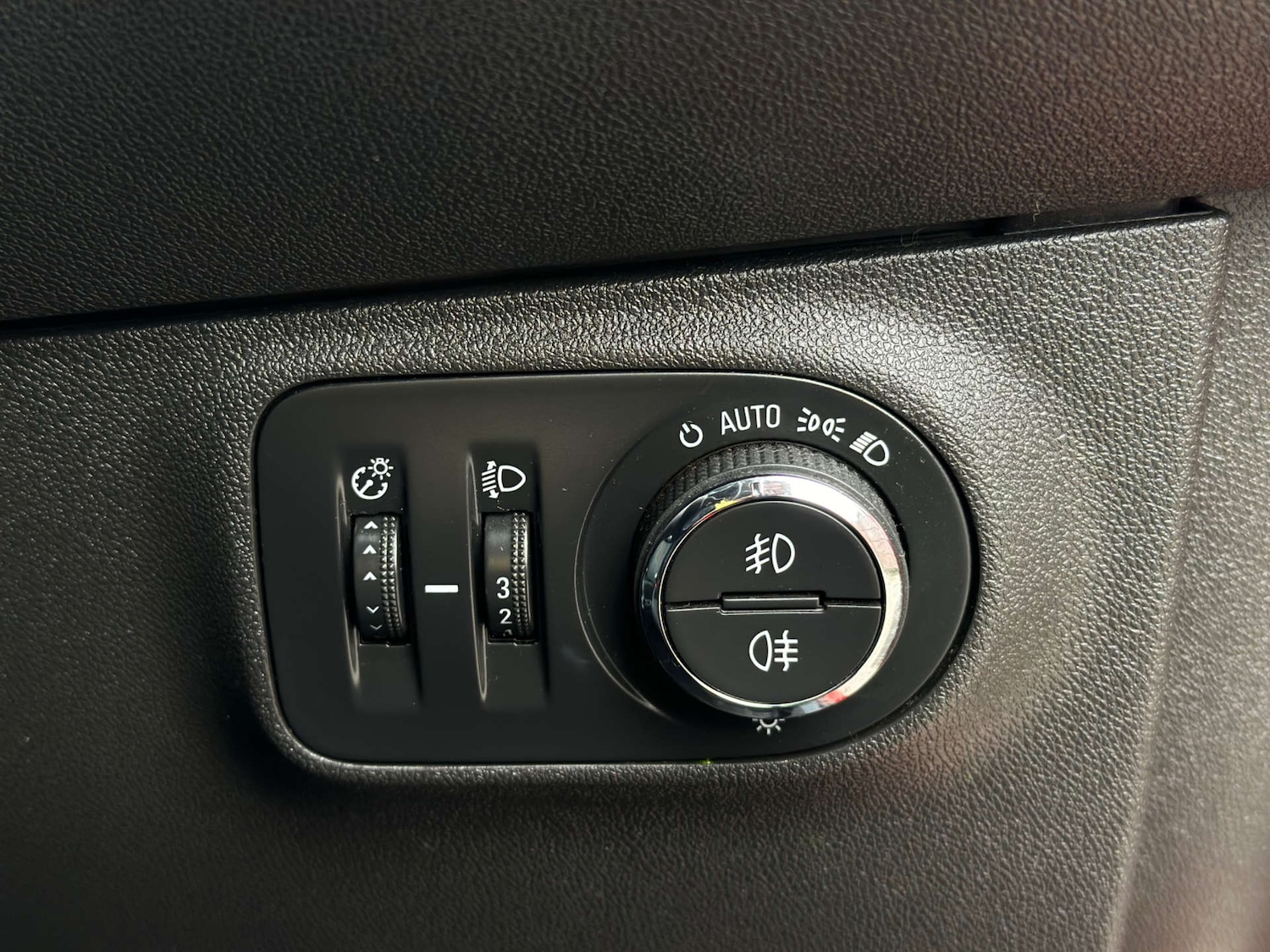 Used Vauxhall Corsa 2019 for sale - 77581123: Photo 17