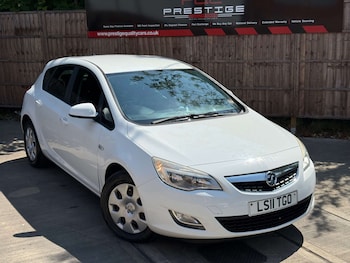 Used Vauxhall Astra 2011 for sale - 79357036: Photo