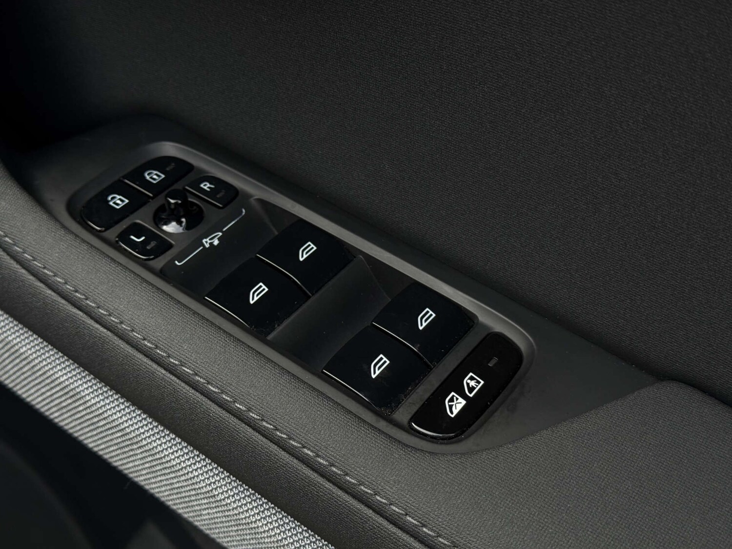 Used Polestar Polestar 2 2022 for sale - 77888862: Photo 21