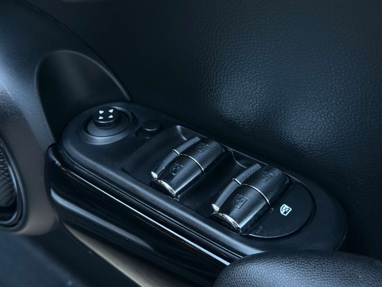 Used MINI Hatch 2017 for sale - 76601776: Photo 22