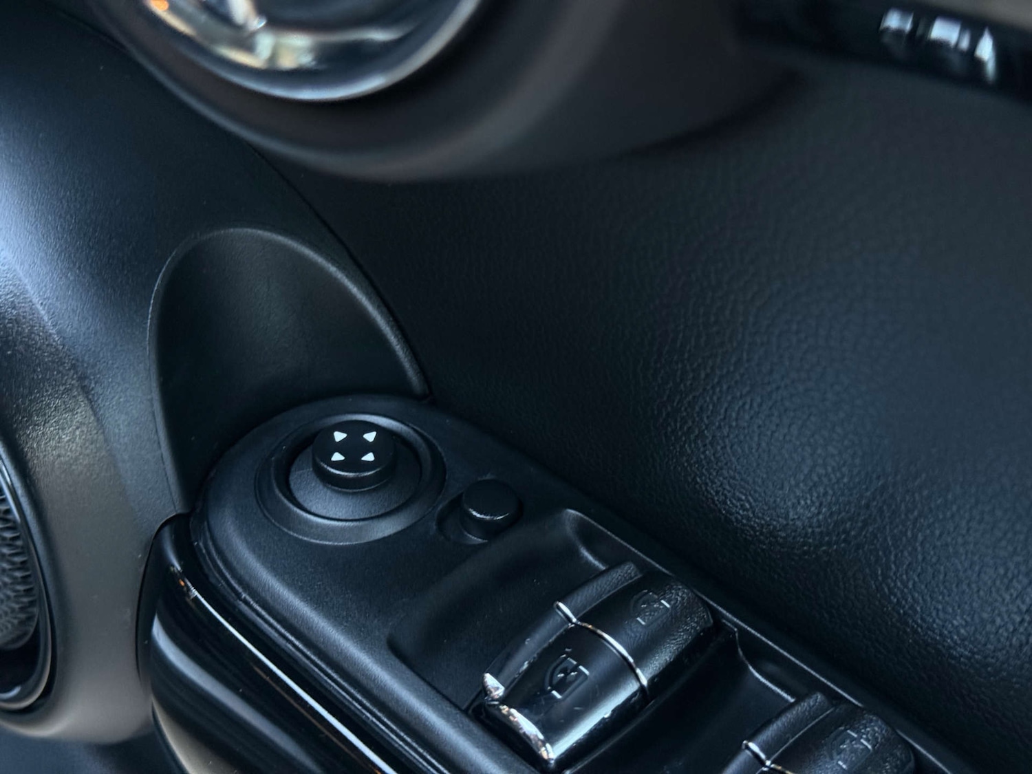 Used MINI Hatch 2017 for sale - 76601776: Photo 23