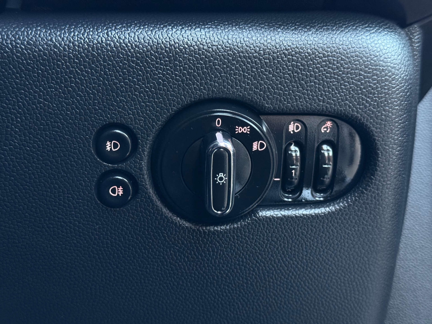 Used MINI Hatch 2017 for sale - 76601776: Photo 26