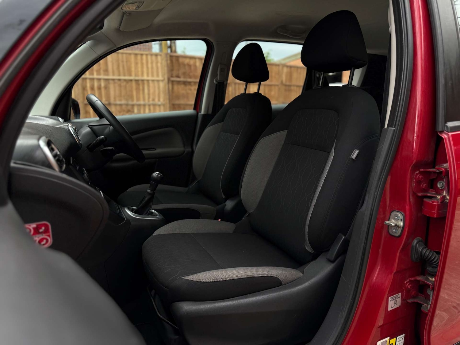 Used Citroen C3 Picasso 2015 for sale - 76139829: Photo 45