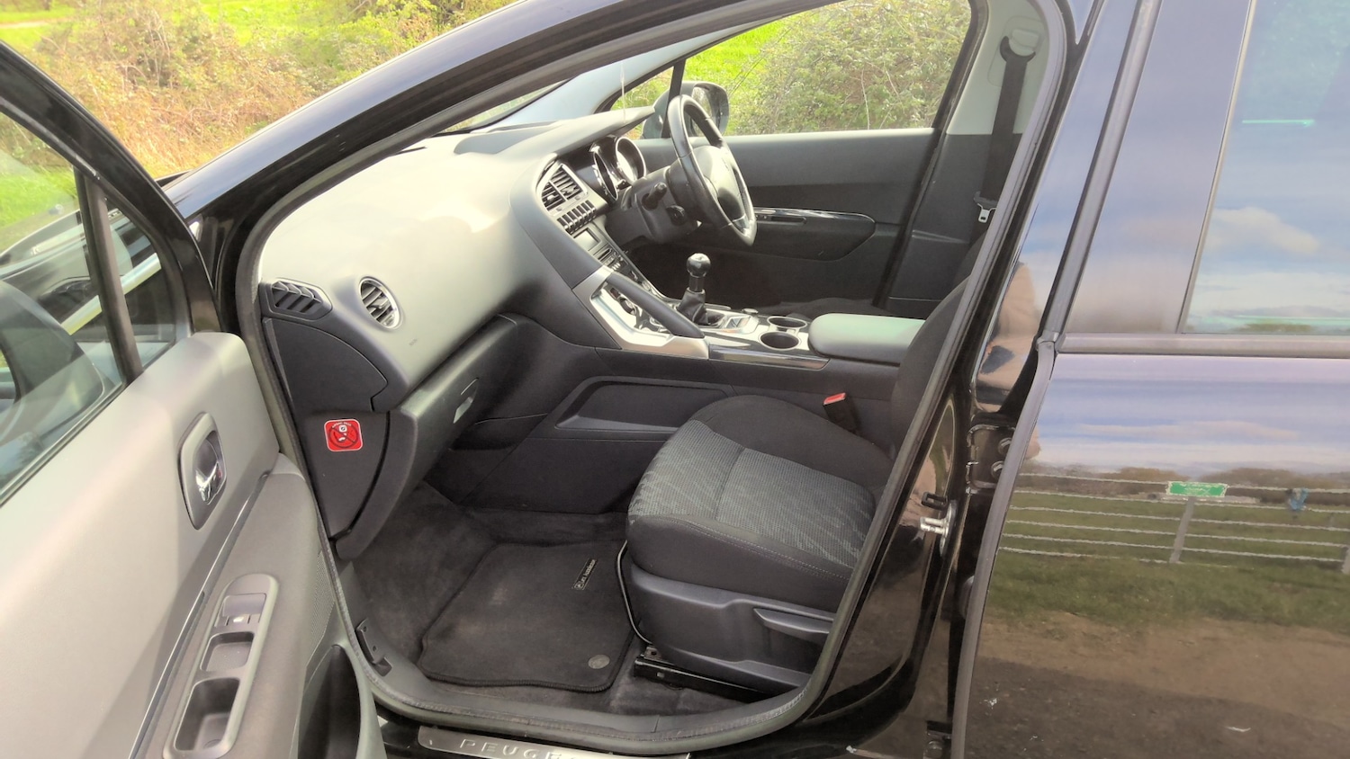 Used Peugeot 3008 2011 for sale - 78139225: Photo 4