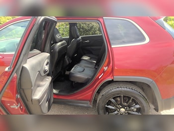 Used Jeep Cherokee 2014 for sale - 78611379: Photo