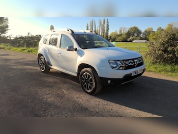 Used Dacia Duster 2016 for sale - 78379625: Photo