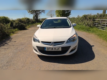 Used Vauxhall Astra 2014 for sale - 78370370: Photo