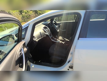 Used Vauxhall Astra 2014 for sale - 78370370: Photo