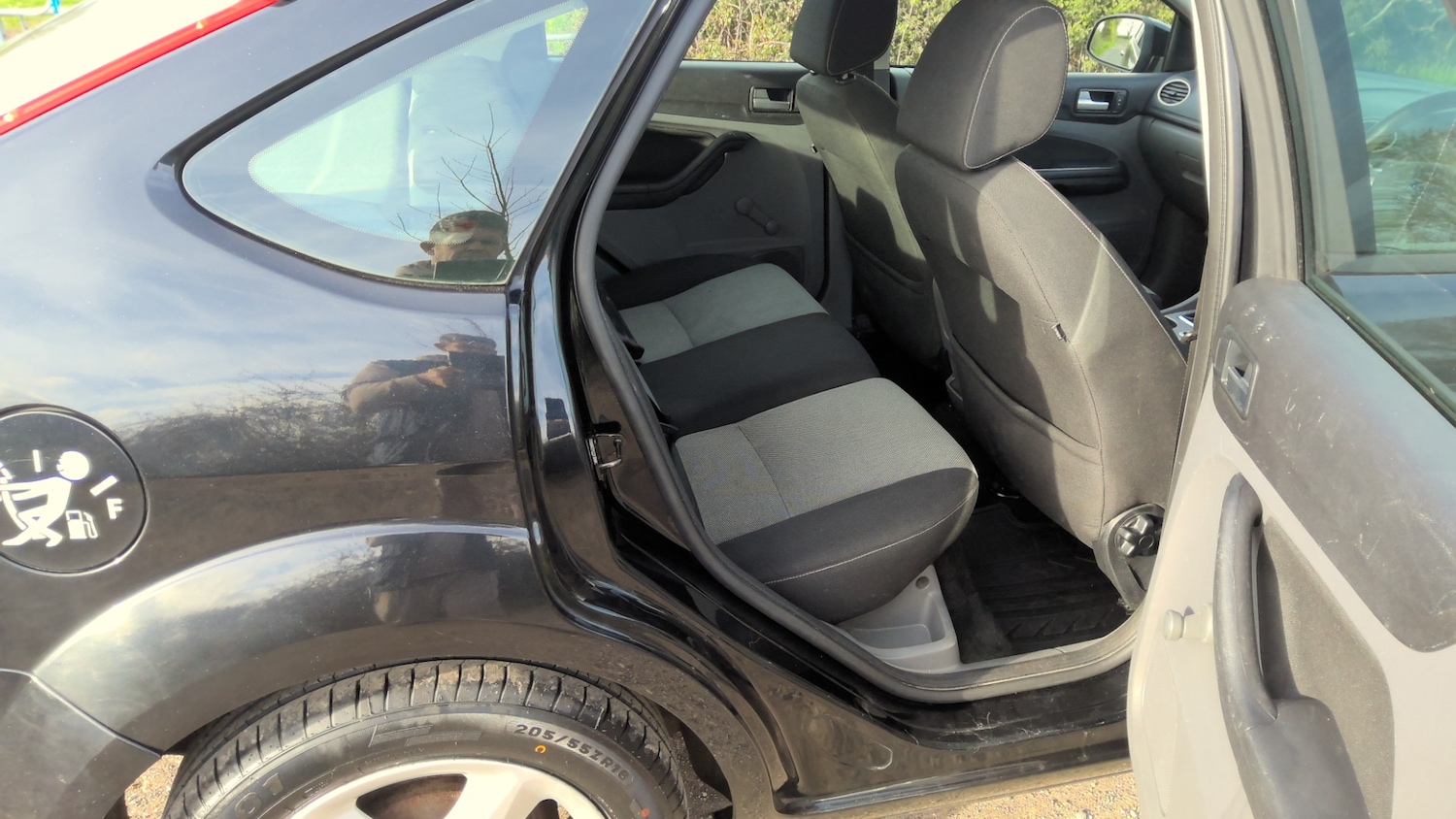 Used Ford Focus 2010 for sale - 78139342: Photo 8