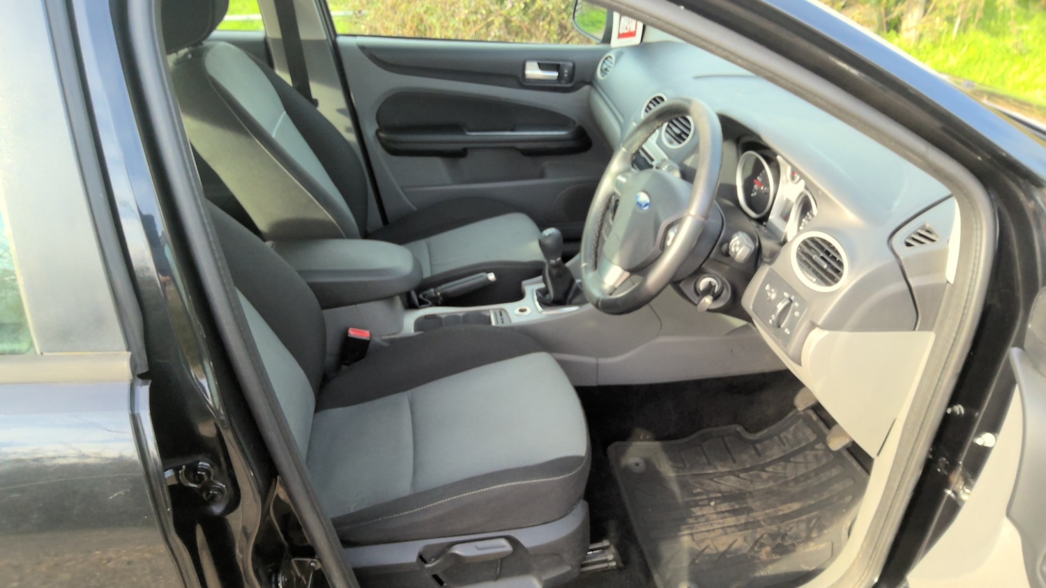 Used Ford Focus 2010 for sale - 78139342: Photo 9