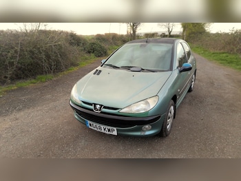 Used Peugeot 206 2000 for sale - 78139440: Photo