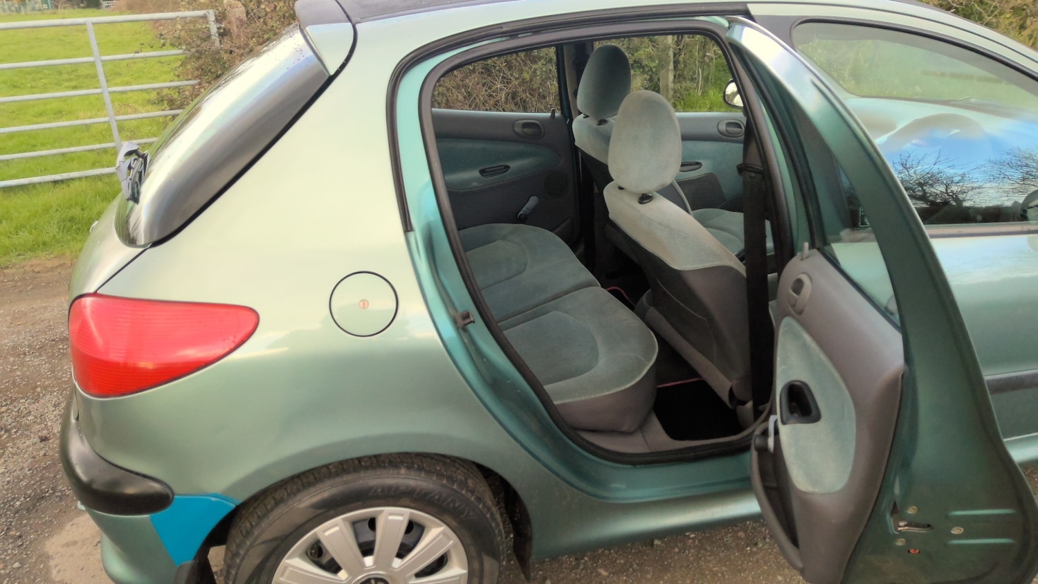 Used Peugeot 206 2000 for sale - 78139440: Photo 9