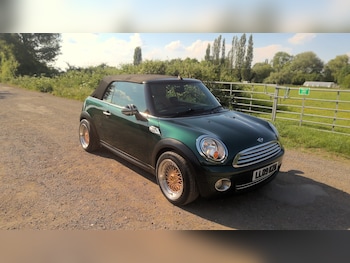 Used MINI Convertible 2009 for sale - 78707100: Photo