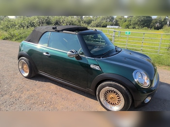 Used MINI Convertible 2009 for sale - 78707100: Photo