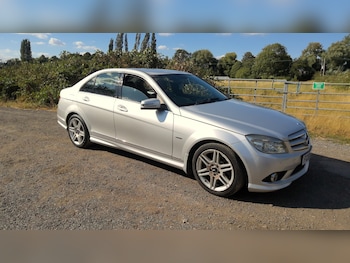 Used Mercedes-Benz C Class 2009 for sale - 79595962: Photo