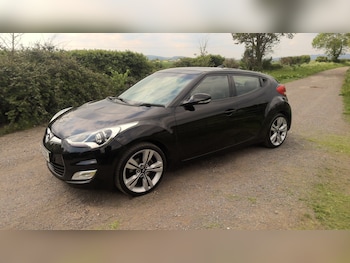 Used Hyundai Veloster 2013 for sale - 78522124: Photo