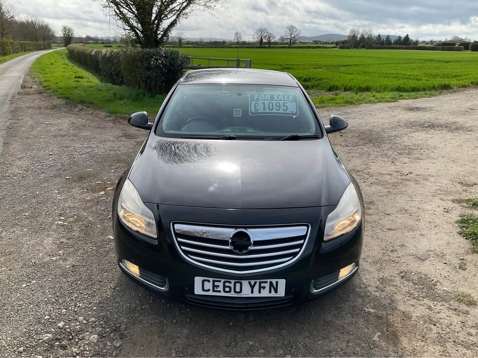 Used Vauxhall Insignia 2010 for sale - 78129429: Photo 1
