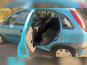 Used Vauxhall Corsa 2001 for sale - 79378830: Photo