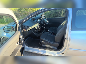 Used Renault Clio 2012 for sale - 79154734: Photo