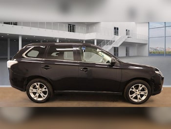 Used Mitsubishi Outlander 2013 for sale - 76192618: Photo 4