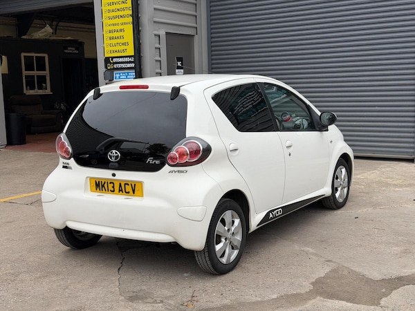 Used Toyota AYGO 2013 for sale - 76281449: Photo 13