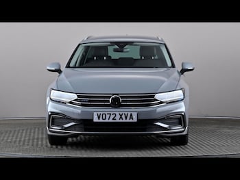 Used Volkswagen Passat 2022 for sale - 78937908: Photo