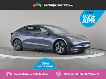 2022 - RWD Auto 4-Door