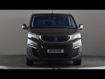 Used Peugeot Traveller 2018 for sale - 78641716: Photo
