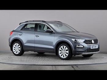 Used Volkswagen T-Roc 2019 for sale - 79551561: Photo