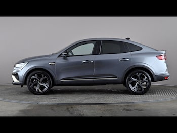 Used Renault Arkana 2023 for sale - 78639700: Photo