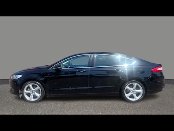 Used Ford Mondeo 2017 for sale - 79205080: Photo