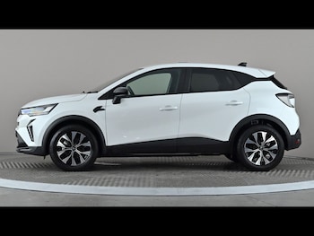Used Renault Captur 2025 for sale - 79198157: Photo