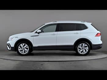 Used Volkswagen Tiguan Allspace 2023 for sale - 79649152: Photo
