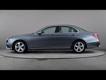 Used Mercedes-Benz E Class 2016 for sale - 79418744: Photo