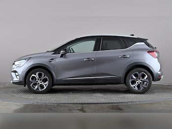 Used Renault Captur 2023 for sale - 78613997: Photo