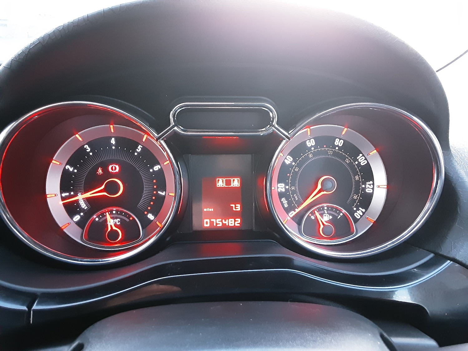 Used Vauxhall ADAM 2014 for sale - 76960340: Photo 9