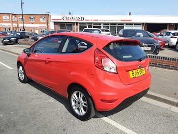 Used Ford Fiesta 2015 for sale - 79275039: Photo