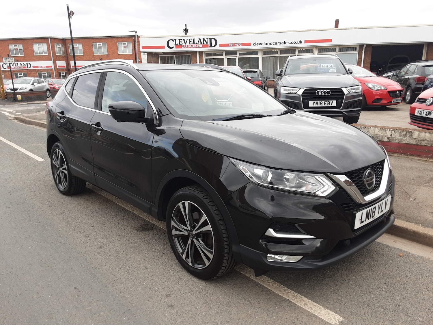 Used Nissan Qashqai 2018 for sale - 76234233: Photo 1