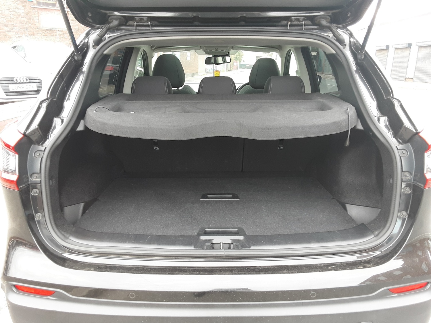 Used Nissan Qashqai 2018 for sale - 76234233: Photo 11