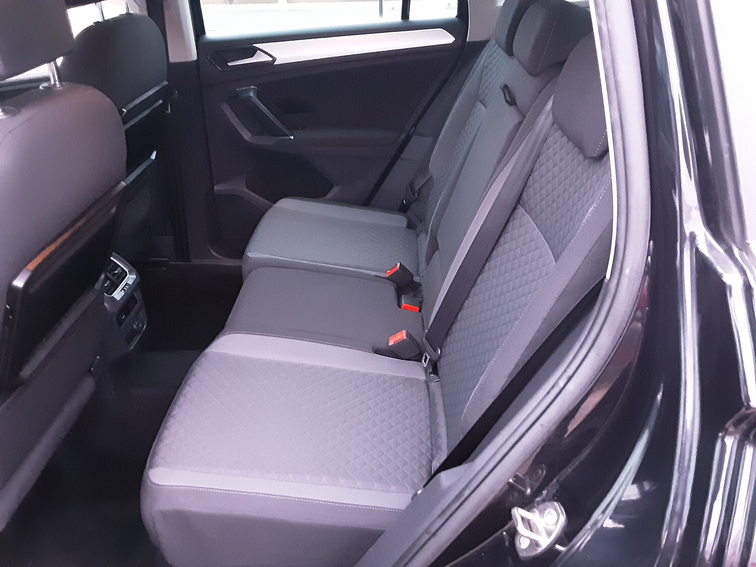 Used Volkswagen Tiguan 2016 for sale - 76531801: Photo 11