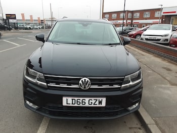 Used Volkswagen Tiguan 2016 for sale - 76531801: Photo