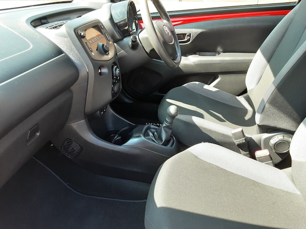 Used Toyota AYGO 2017 for sale - 74317923: Photo 6