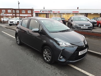 Used Toyota Yaris 2018 for sale - 77225260: Photo